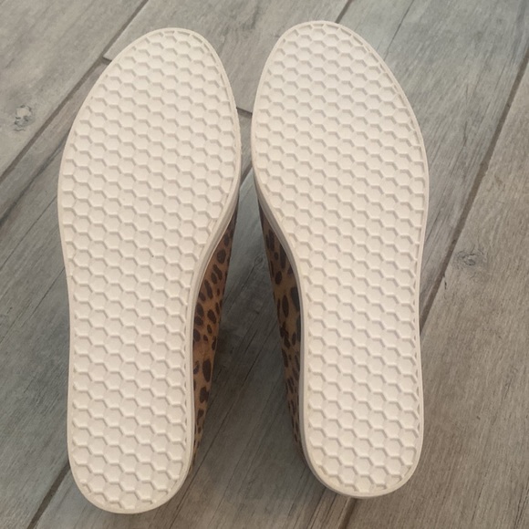 Caslon size 7 leopard shoes - Picture 4 of 6